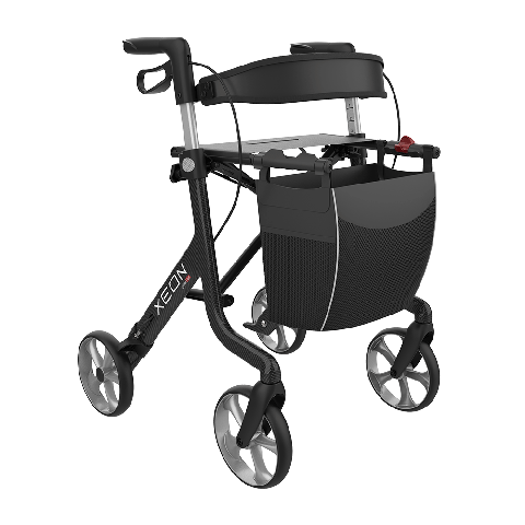 XEON_01_BLACK_XRBKL60UK_FRONT-RIGHT